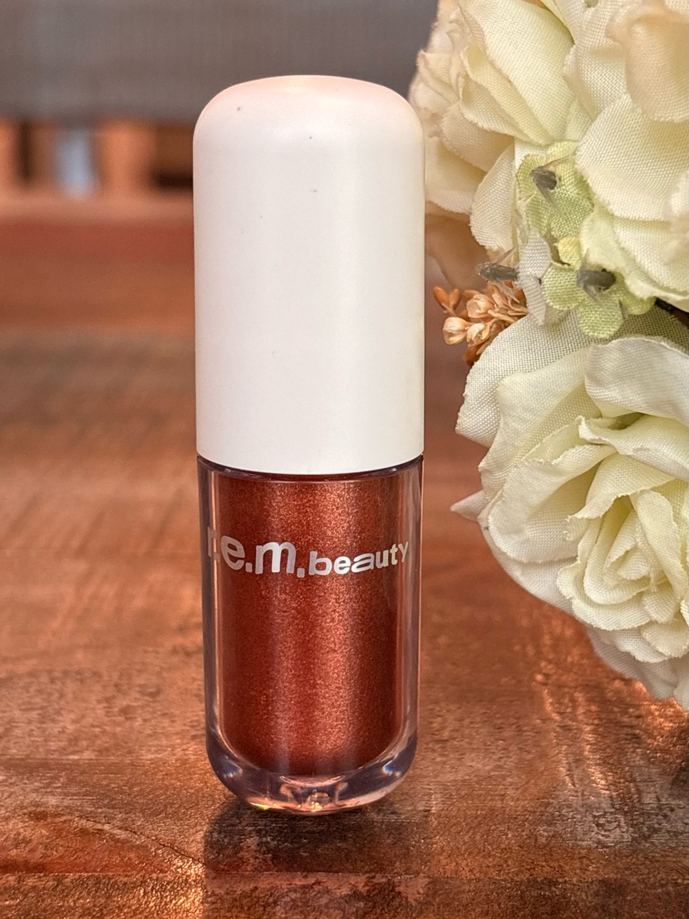 NEW R.e.m. Beauty MIDNIGHT SHADOWS Liquid Eyeshadow in HOT LAVA Discontinued!